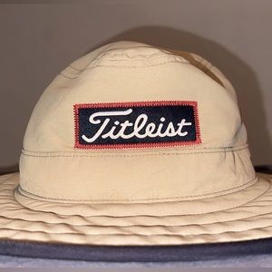 TITLEIST AUSSIE REVERSIBLE BUCKET HAT
